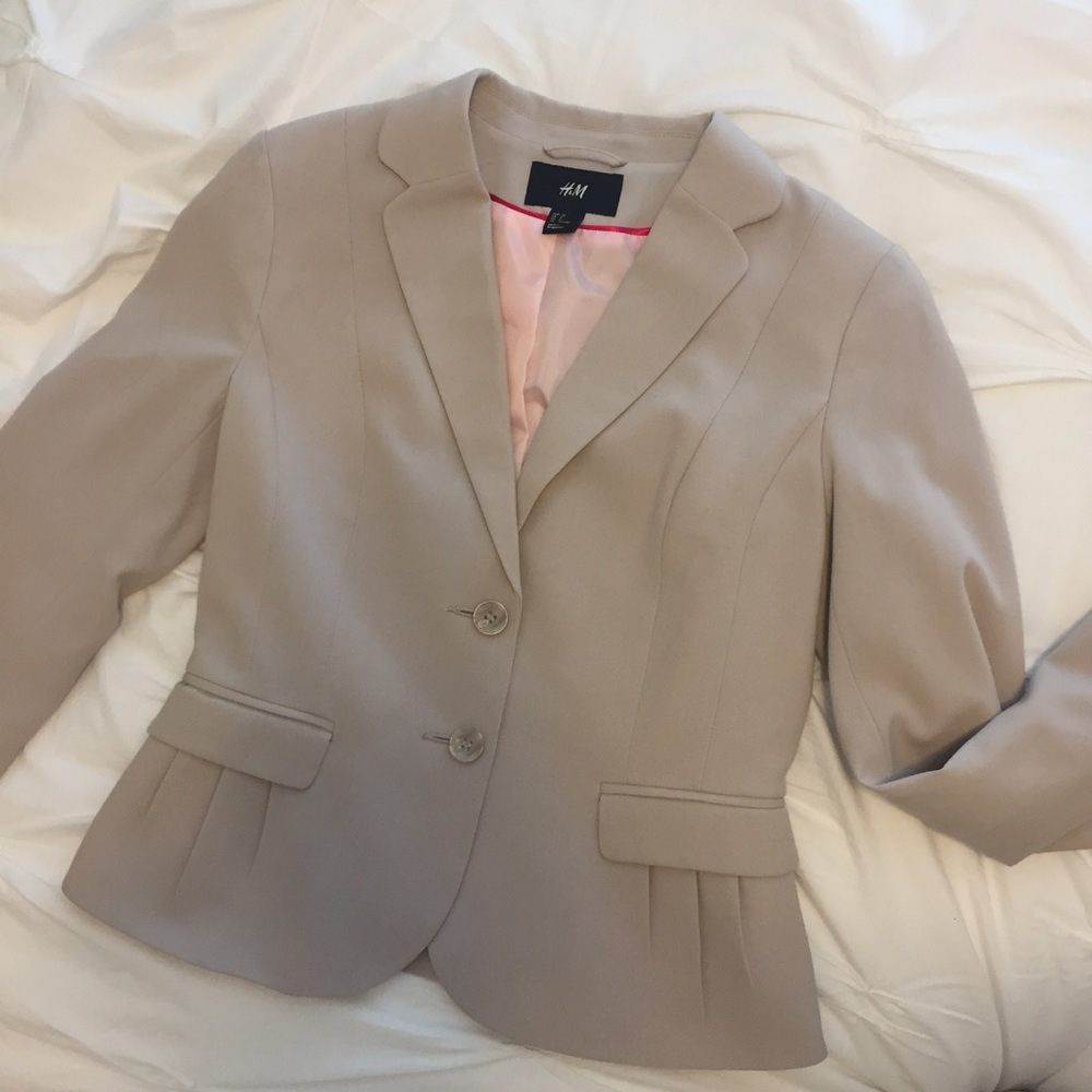 Creamy light pink blazer