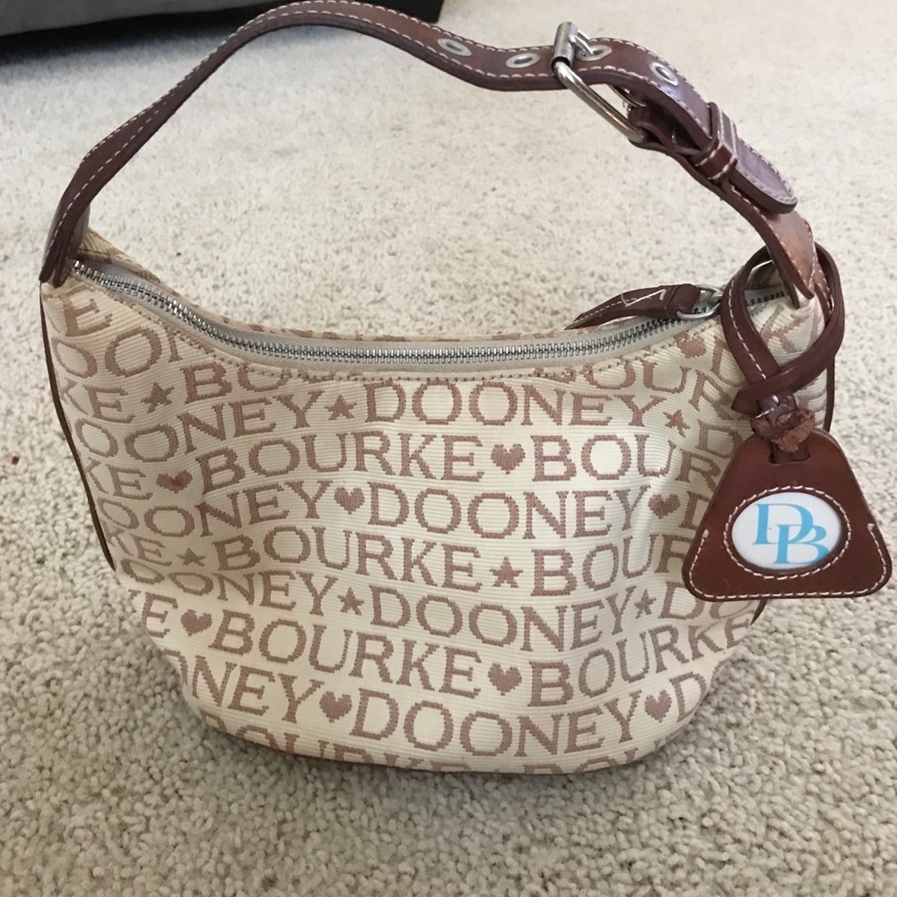 Dooney & Bourke bucket purse