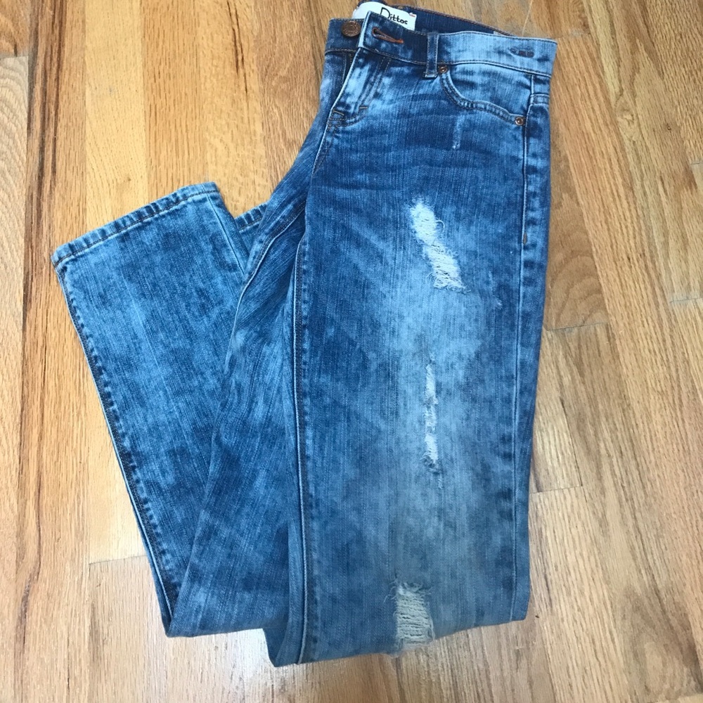 Distressed Jeans.