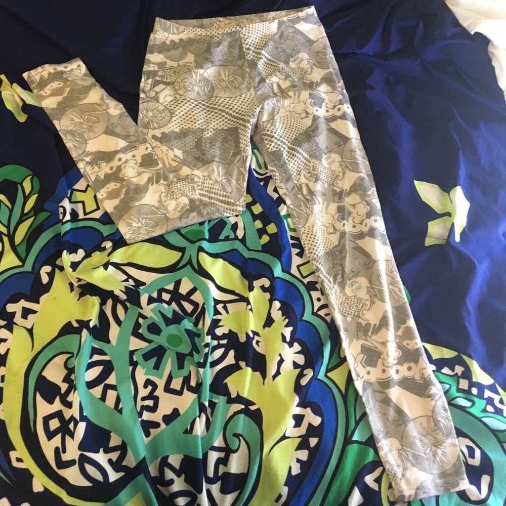 Poof! Comic print leggings