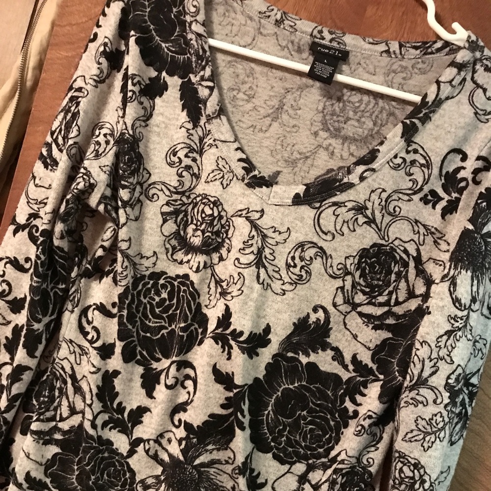 Rue 21 long sleeve