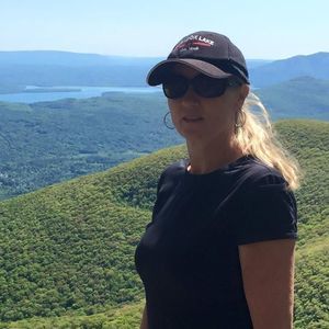 Meet your Posher, Louise