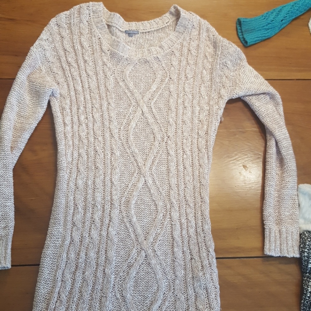 Mini dress /long sweater super cute with tights