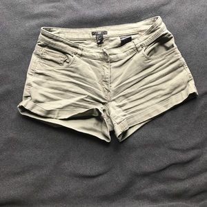 Light army green shorts