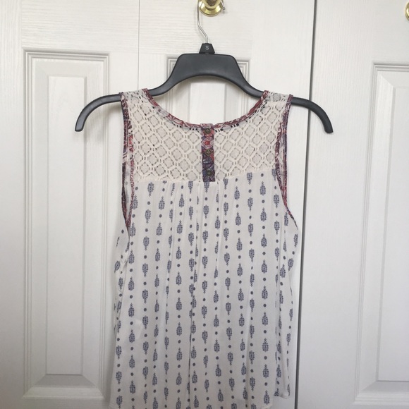 Red, White, and Blue Patterned Tank Top - Picture 3 of 4
