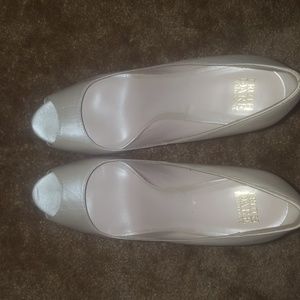 Sexy Pearl Leather Peep Toe Pump