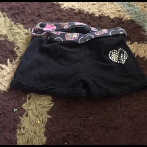 black kids shorts