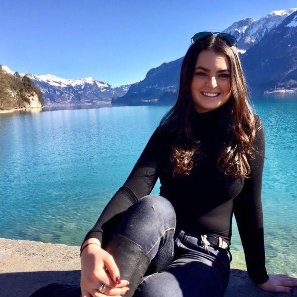 Meet your Posher, Alex