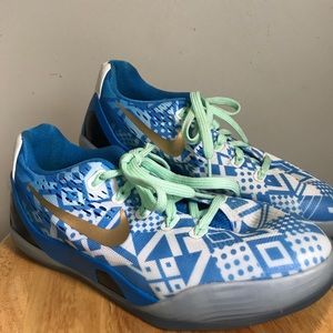 Nike KOBE basketball shoes