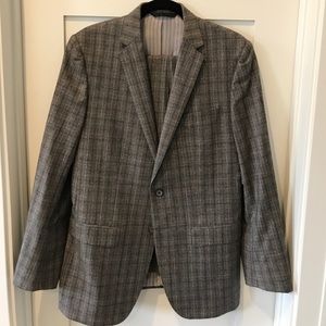 Men's Banana Republic Monogram Suit Set