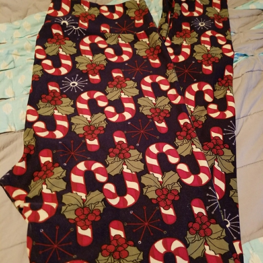 Nwot TC candy cane Lularoe