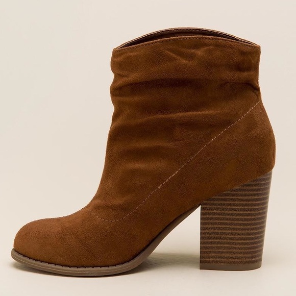 NIB Texas Cognac Slouch Top Chunky Heel Ankle Boot - Picture 5 of 8