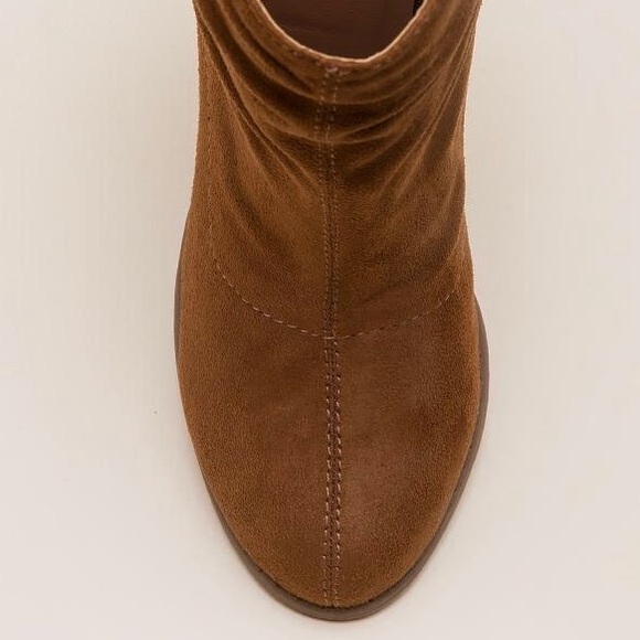 NIB Texas Cognac Slouch Top Chunky Heel Ankle Boot - Picture 6 of 8