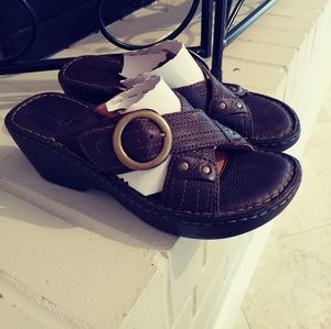 Born wedge sandals size 7