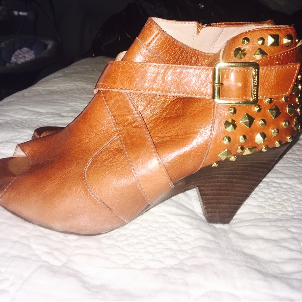 Vince camuto brown peep toe booties