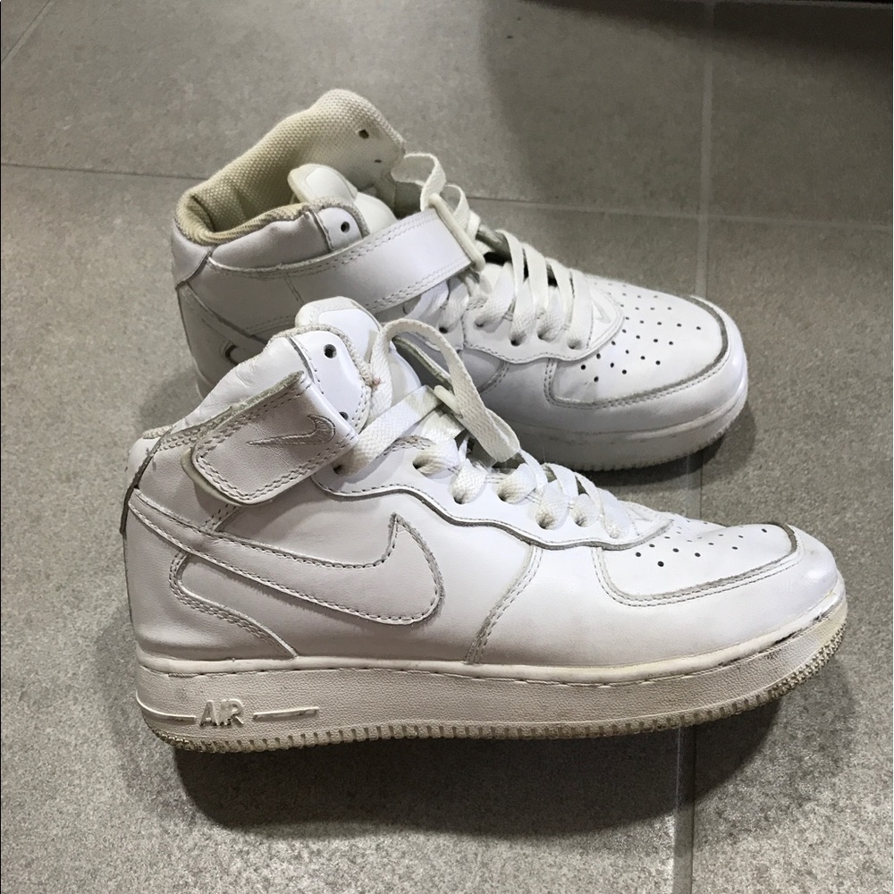 Nike Air Force 1 Mid