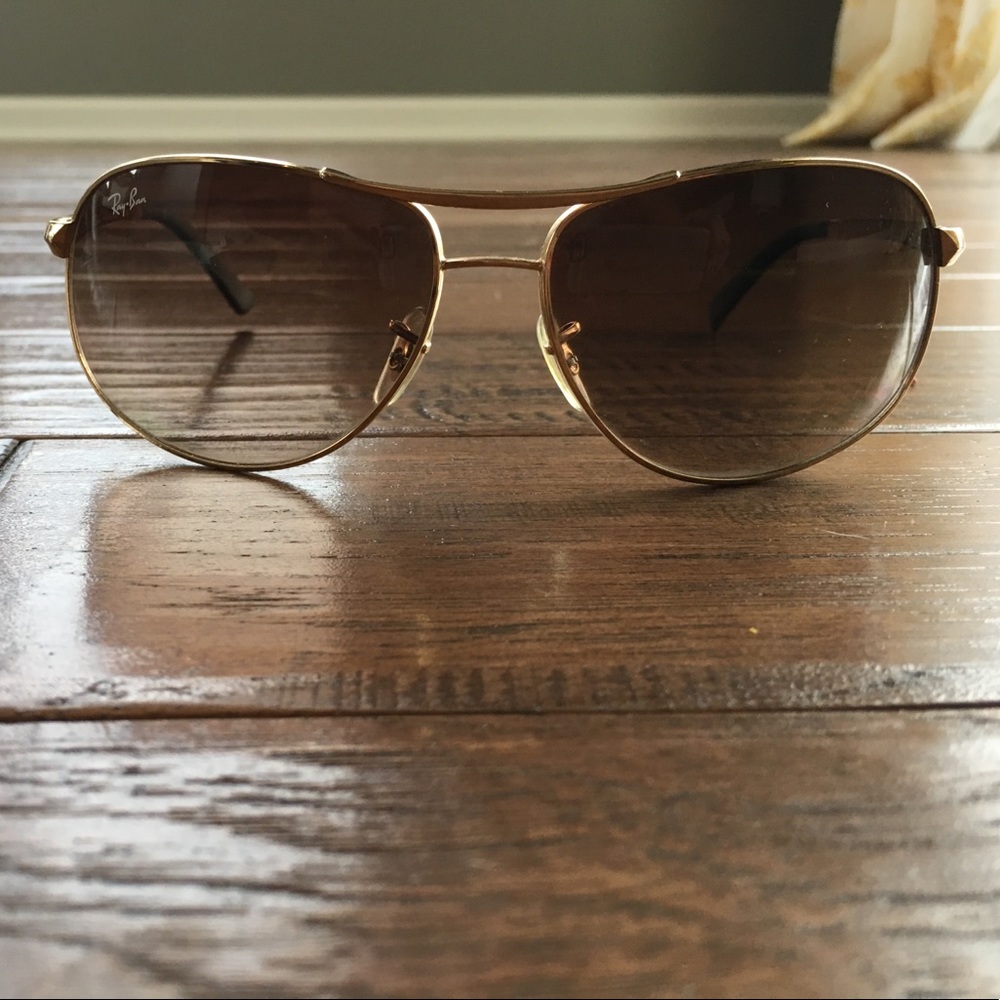 Ray-Ban aviator