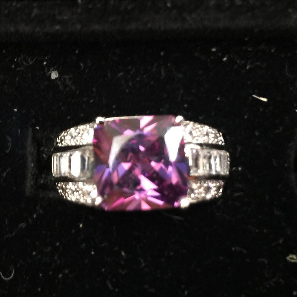 REDUCED-Amethyst SS ring /w cz's on the sides