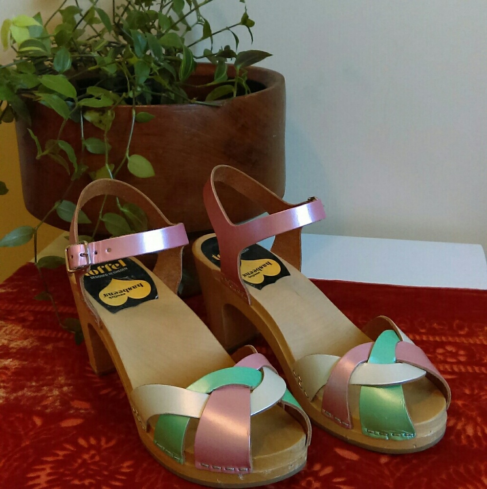 Pastel Kringlan Clogs by Swedish Hasbeens