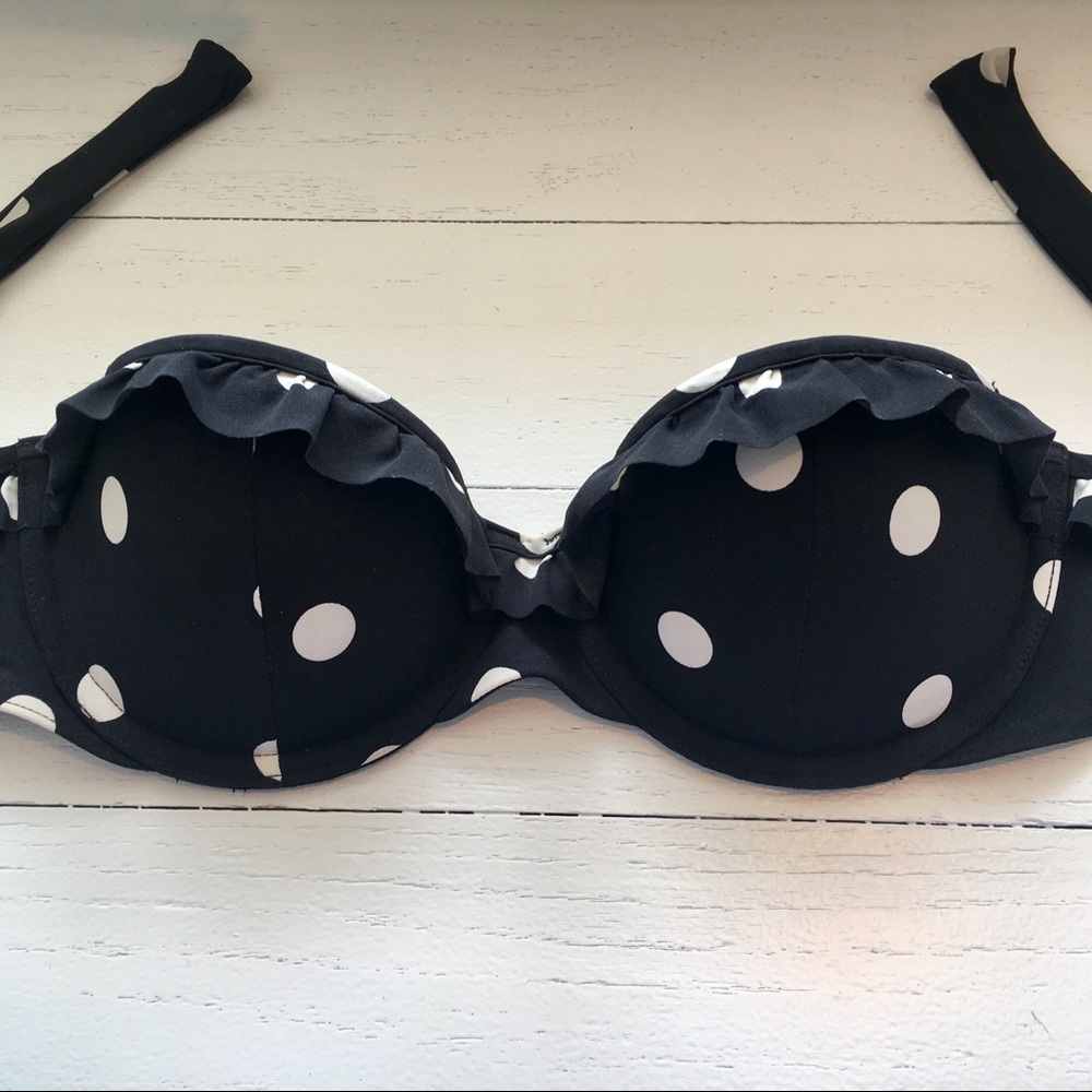 SALE! GAP Bathing Suit Top size 34B 👙