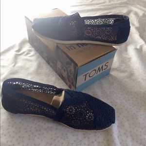 Toms: Classics Navy Crochet