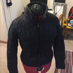 Vigoss Collection black down coat with belt