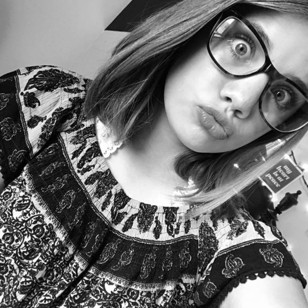 Meet your Posher, Ella