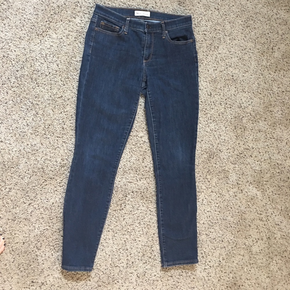 Gap True Skinny Jeans