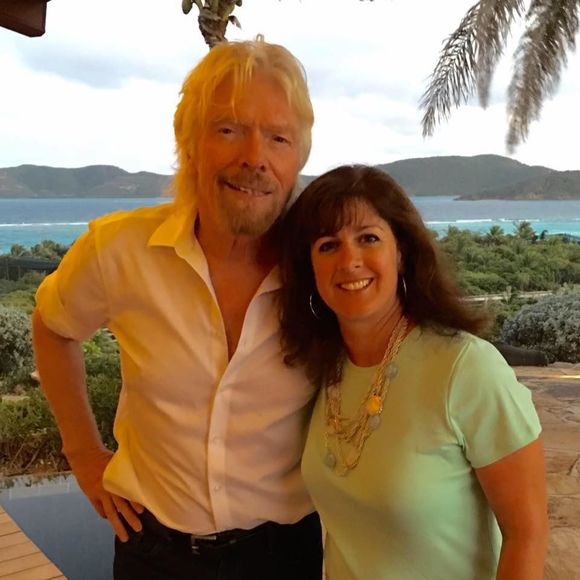 Meet your Posher, Laura villaggio - Picture 1 of 1