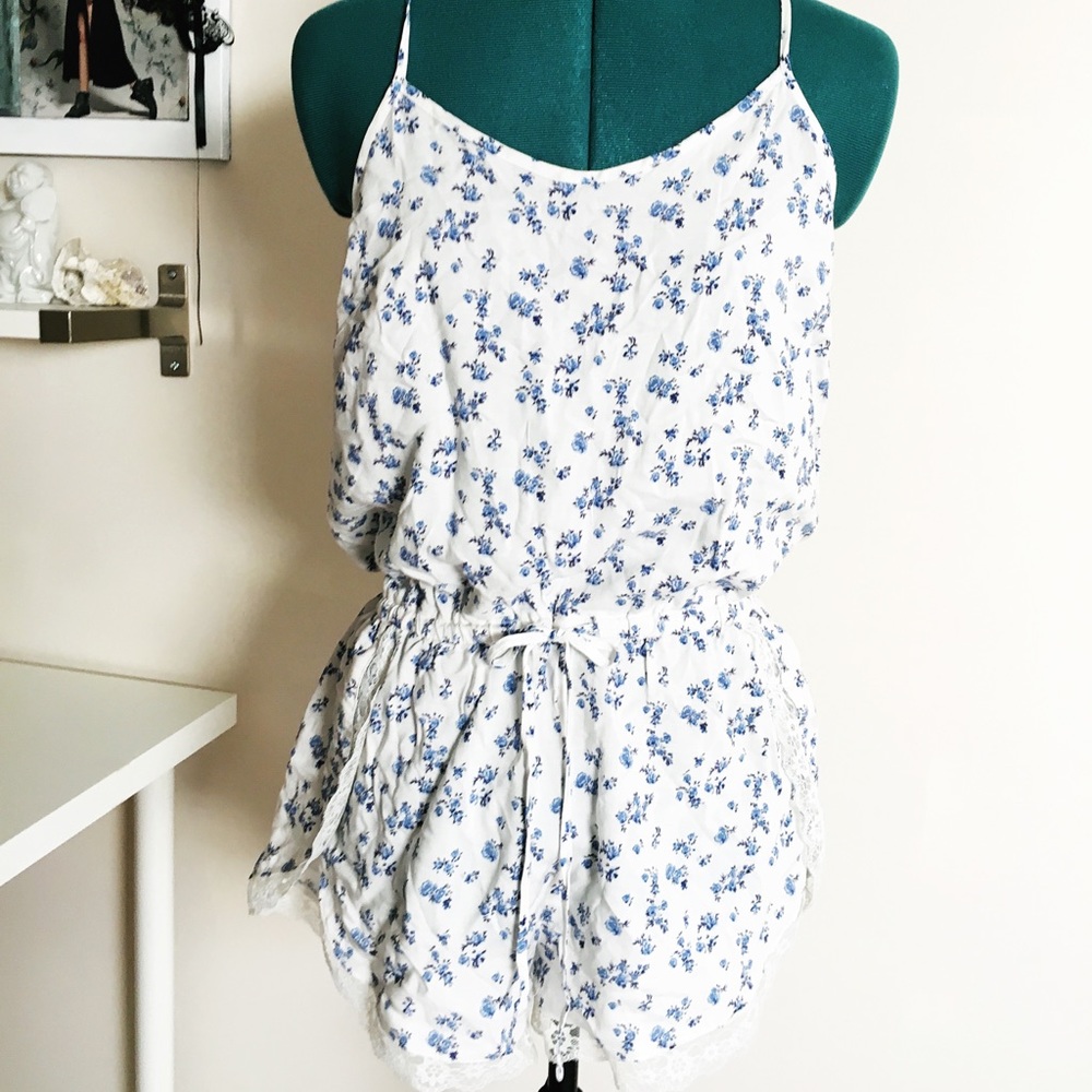 NWOT F21 floral romper