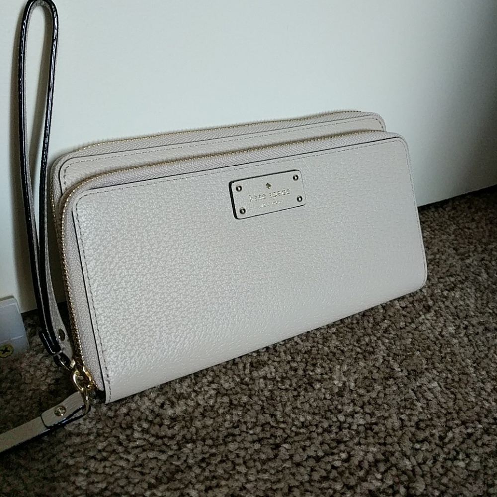 kate spade Clutch/Wristlet Wallet