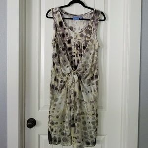 Simply Vera sleeveless wrap hundreds, size L