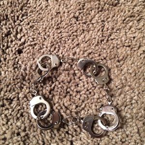 Cuffs bracelet