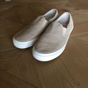 Gap snake print sneakers