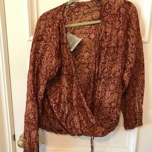 Scrunch tie hippy shirt