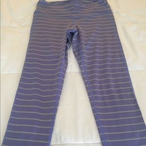 Athleta Chat Capris