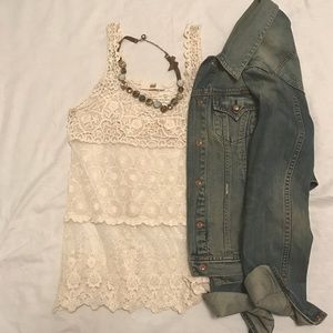 🌸Small Issi Crochet & Lace Tank