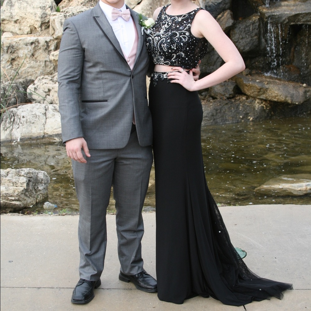 Gorgeous crystal detailed prom dress