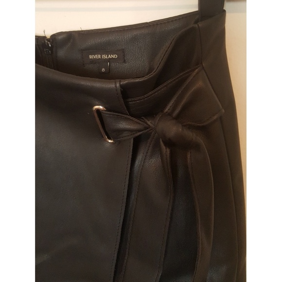 River Island Leather Mini Skirt - Picture 3 of 4