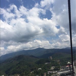 Meet your Posher, Raven