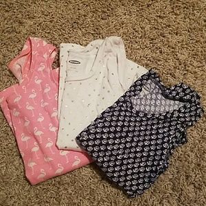 4t Old Navy tanks