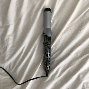 One inch hair curler