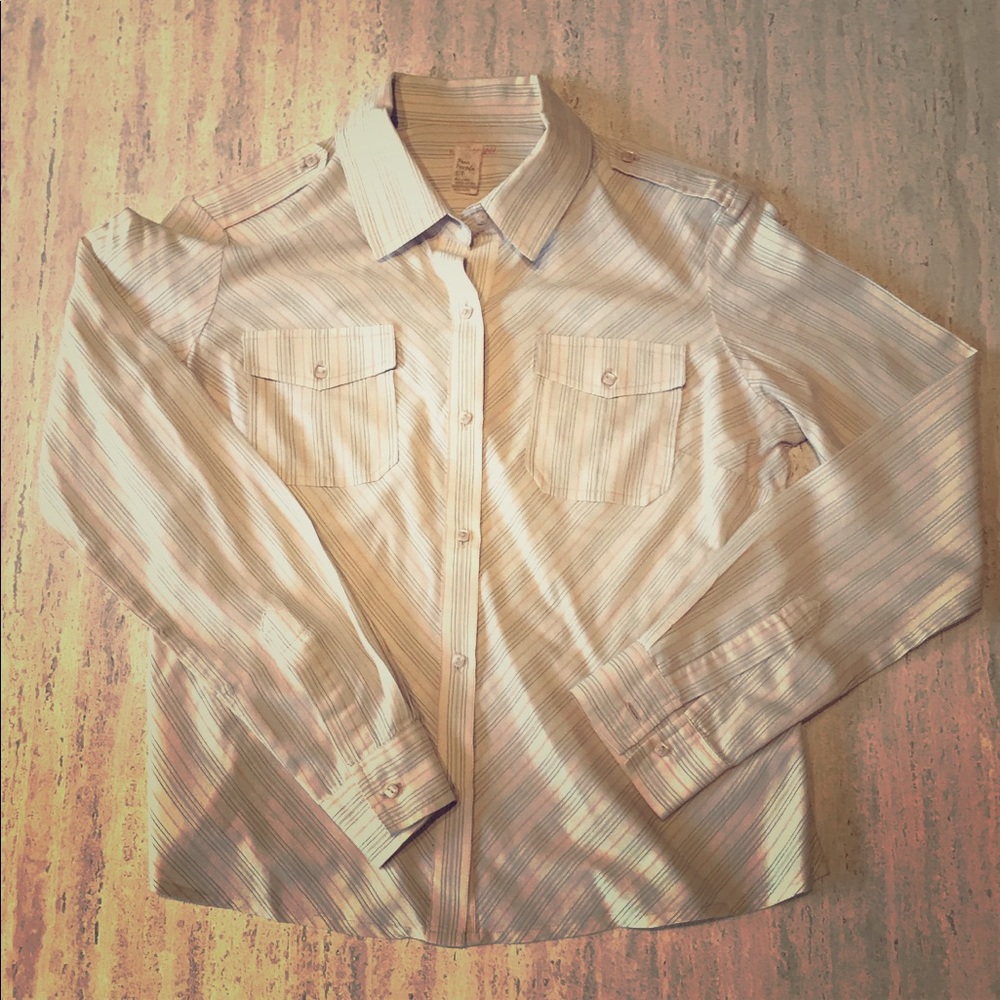 FREE PEOPLE long sleeve button down shirt size S/P