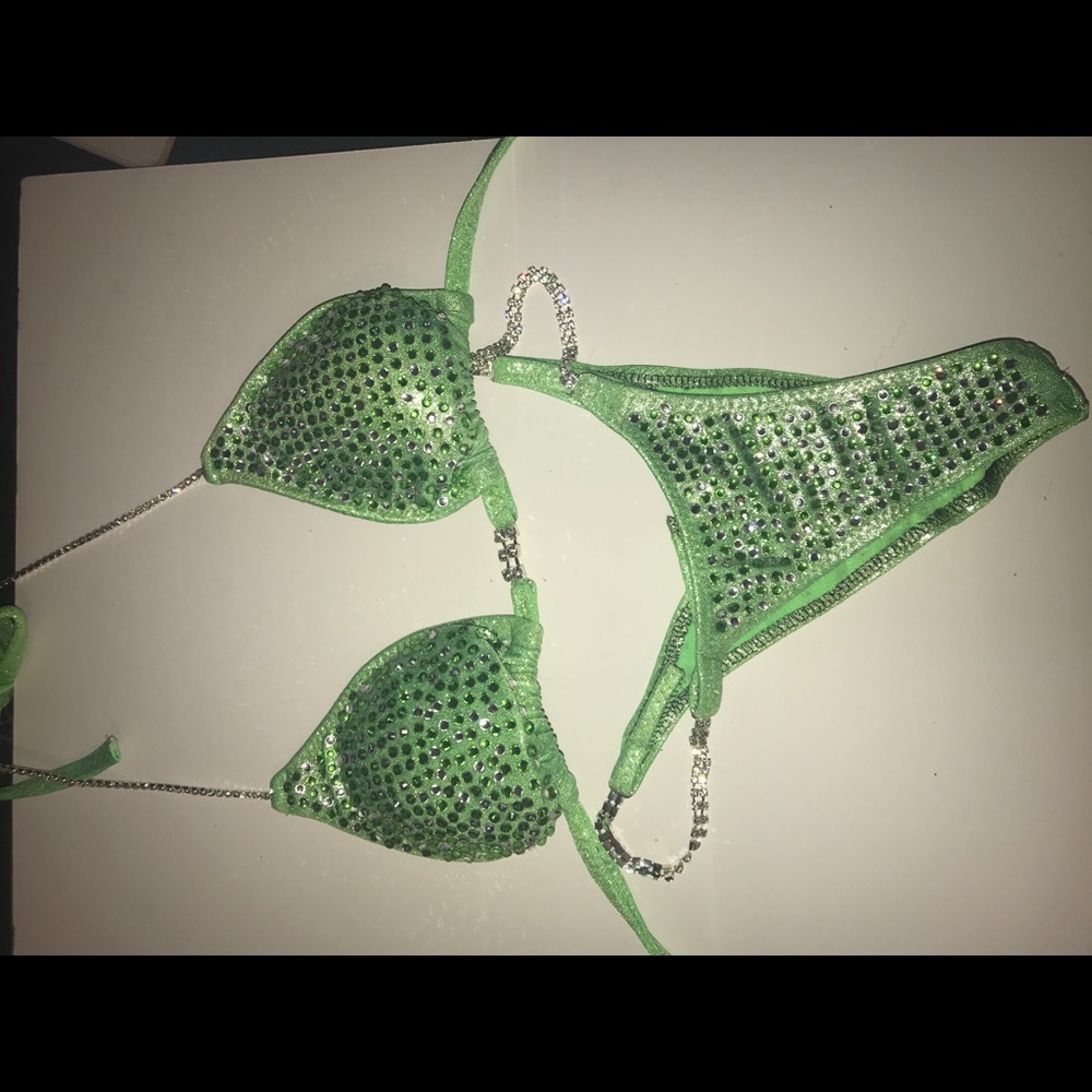 Npc Bikini - image 2