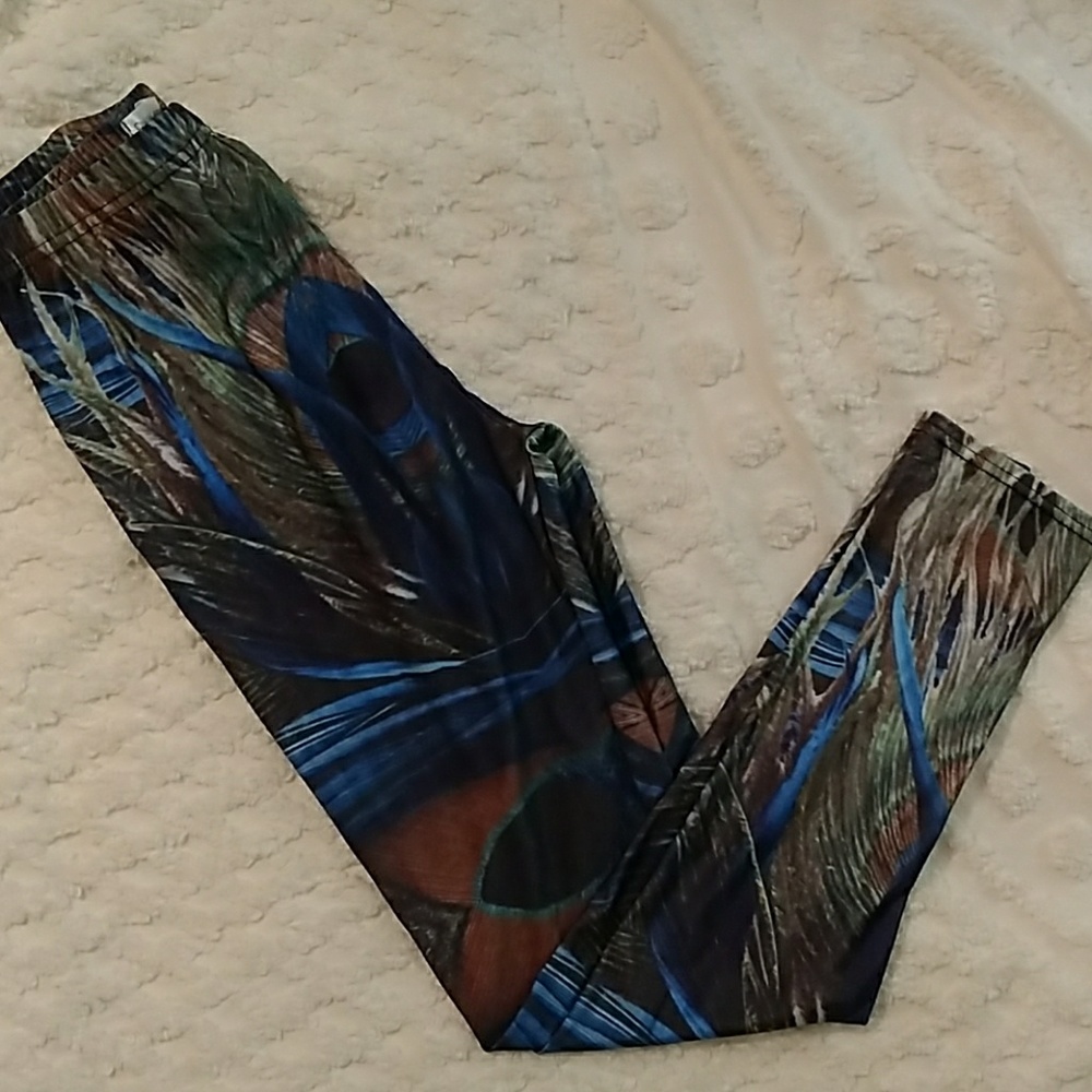 Peacock design leggings