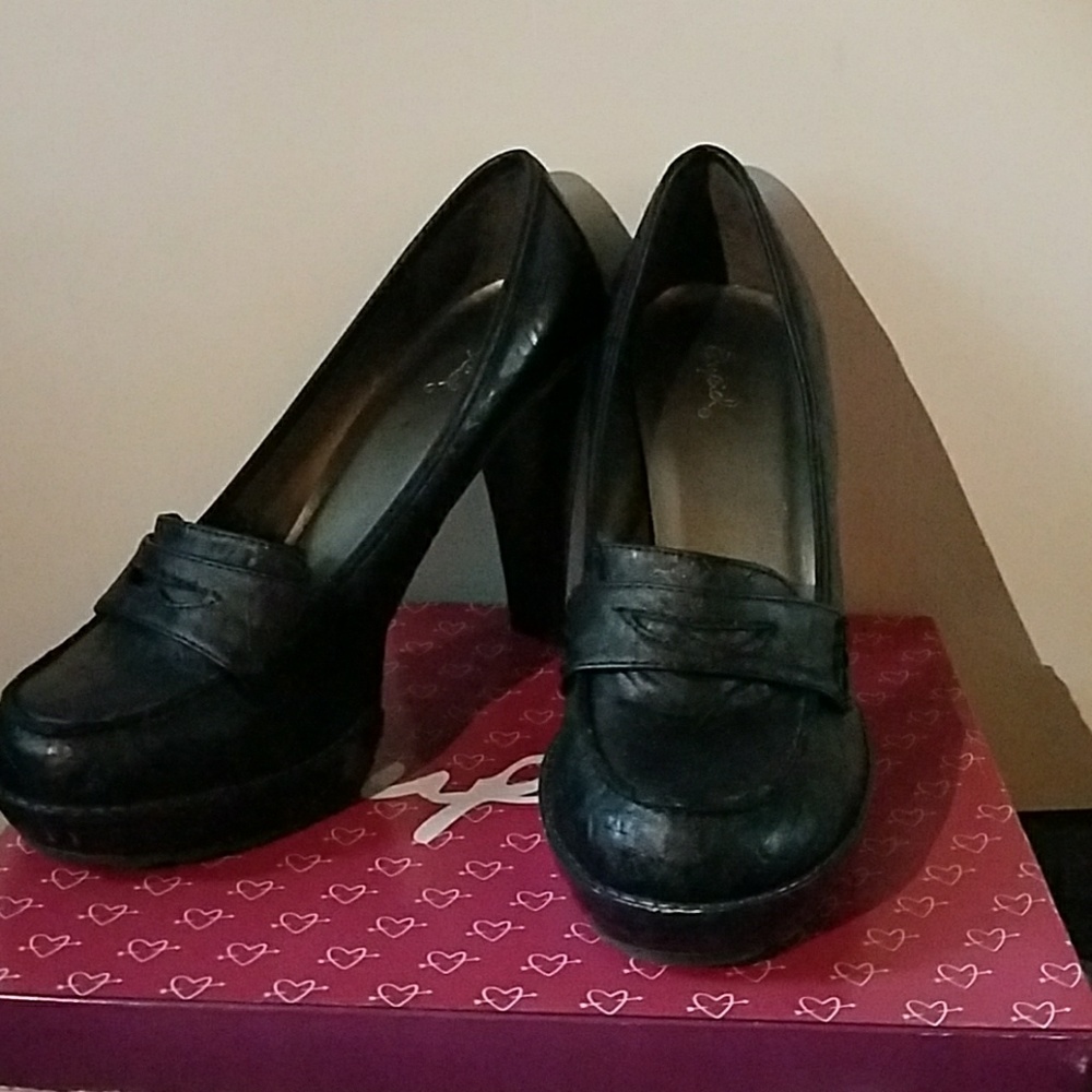 Qupid Black platform high heels