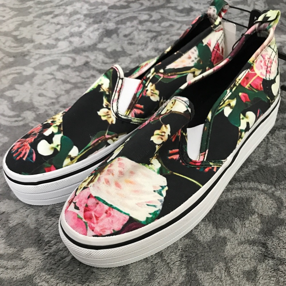 NEW H&M Platform Slip-on size 8 womens