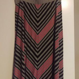 3XL - Chevron Maxi Skirt