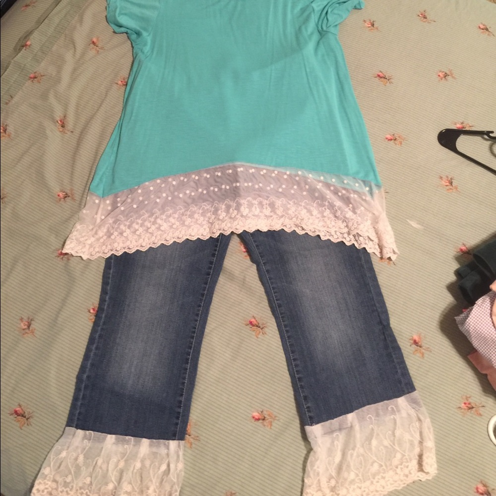 Capris with lace detail.