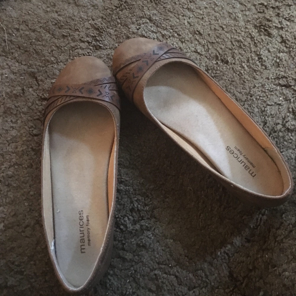 Maurice's shoes
